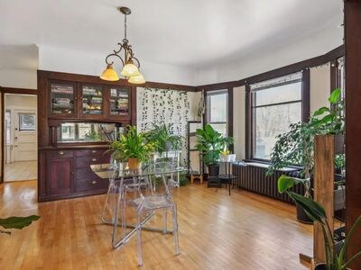 Dining - 1612 Van Buren Ave