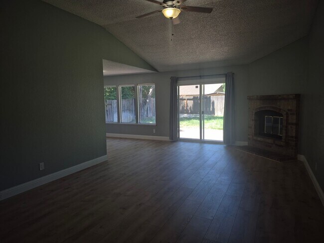 Building Photo - 1157 Socorro Way