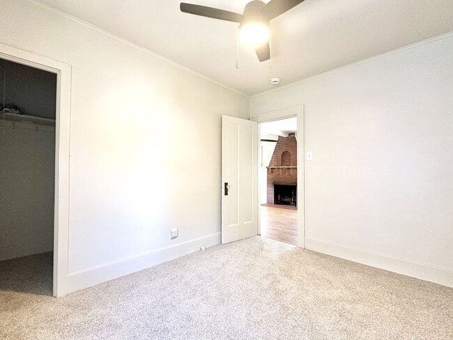 Building Photo - Fully Updated 2BR / 1.5BA – Steps from Dow...