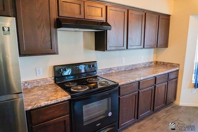 Building Photo - 4319 S Desert Willow Wy