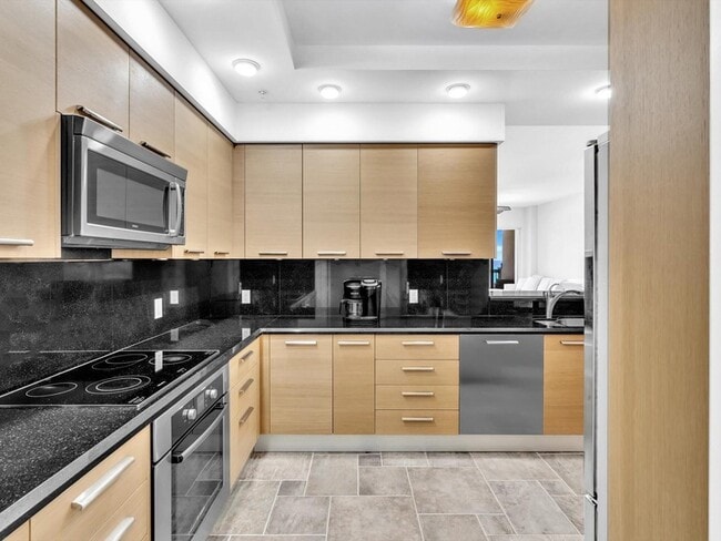 Building Photo - 4444 El Mar Dr