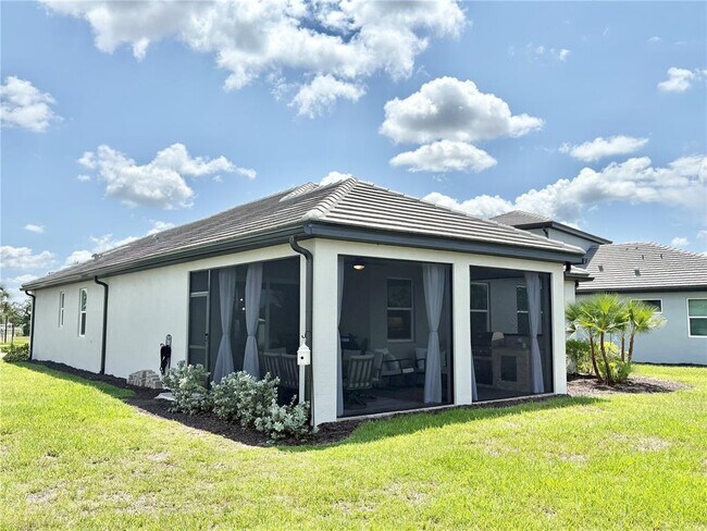 Building Photo - 16715 Seraphic Trl
