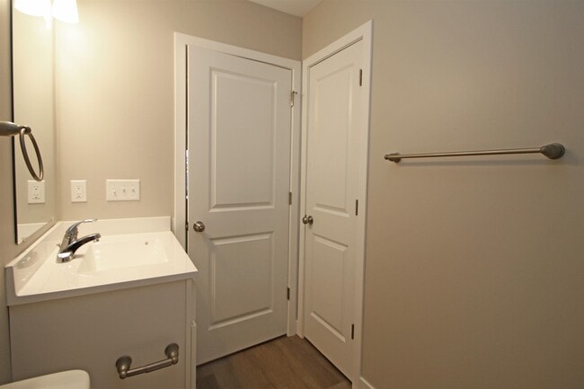 Building Photo - 1313 Luke Ln