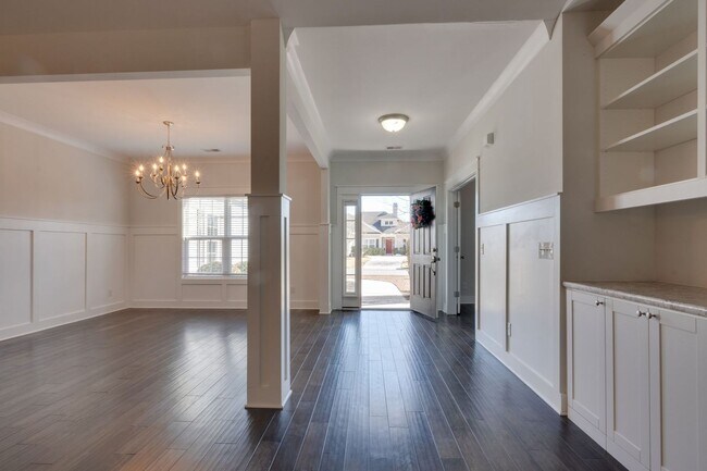 Building Photo - Beautiful Home in Lawton Station!