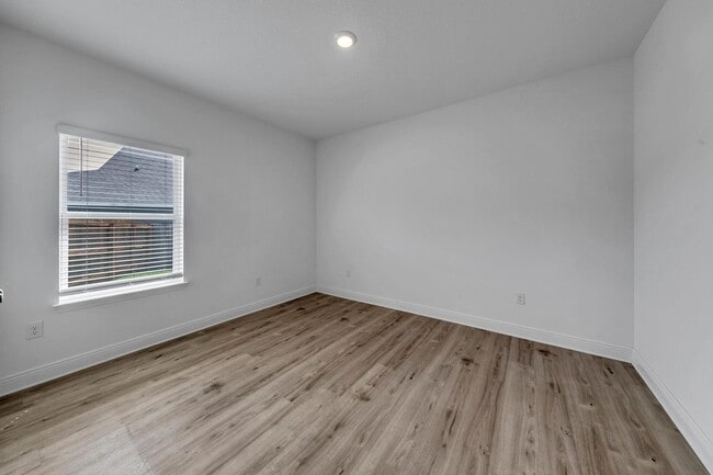 Building Photo - 247 JRS Wy