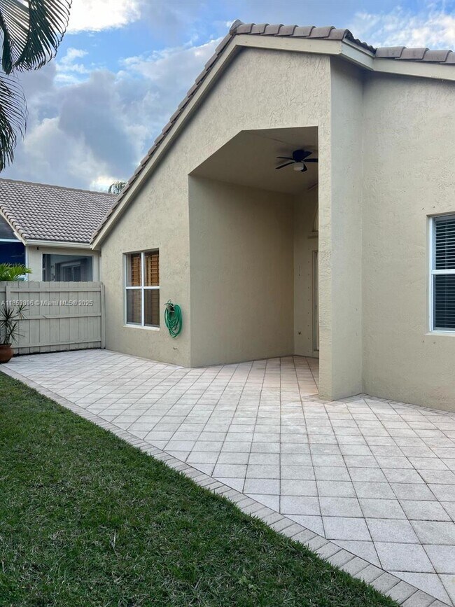 Building Photo - 3922 Diamond Palladium Terrace