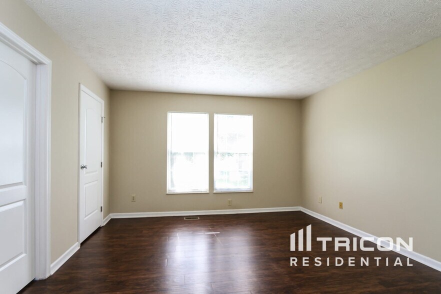 Building Photo - 7540 Crickwood Ln