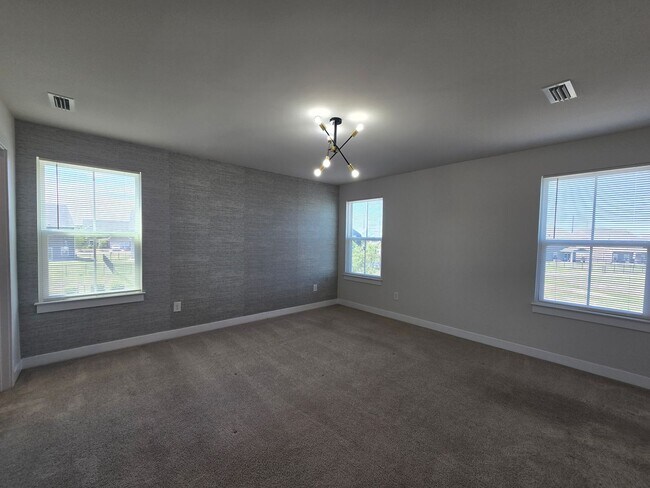 Building Photo - $500 off 1st Full Months Rent!! Minutes from the VA/NC Line