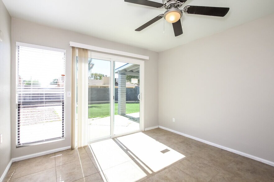 Building Photo - 5523 W Villa Maria Dr