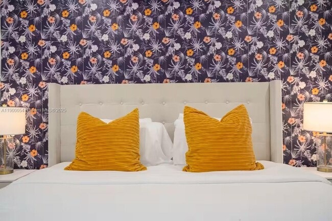 Building Photo - 2827 S Indian River Dr