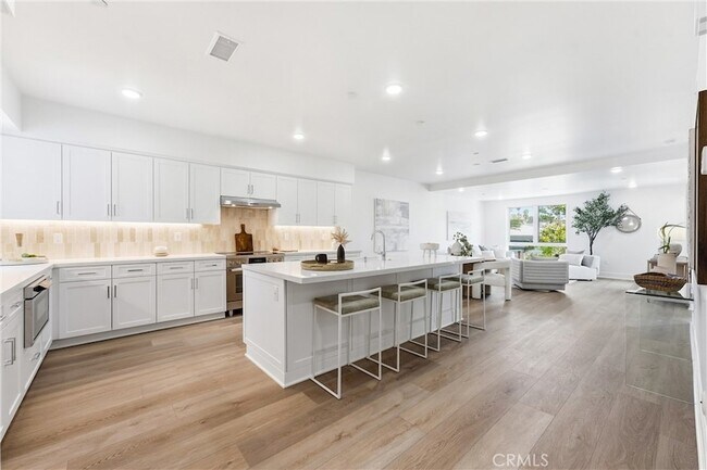 Building Photo - 24722 Del Prado Ave