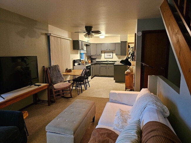 Building Photo - Spacious 3-Level Home with Garage & Off-St...