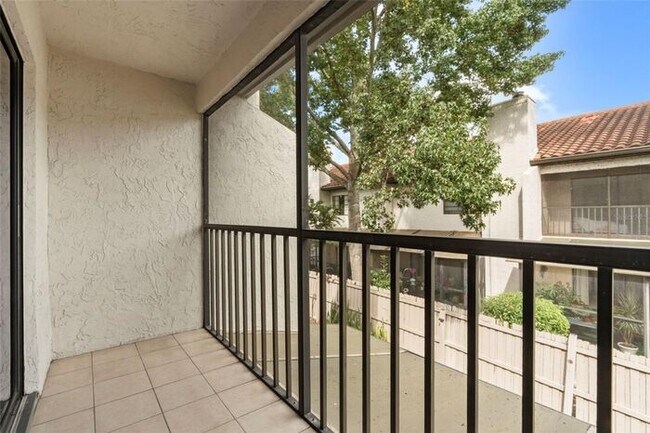 Building Photo - 720 Killarney Bay Ct