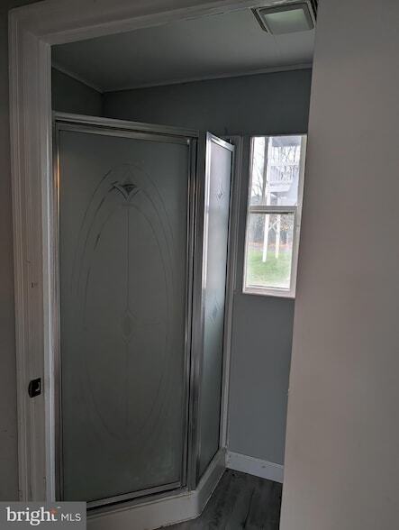 Building Photo - 411 E Cherry St