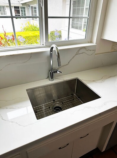 Unit B - Kitchen - 6624 Pasado Rd