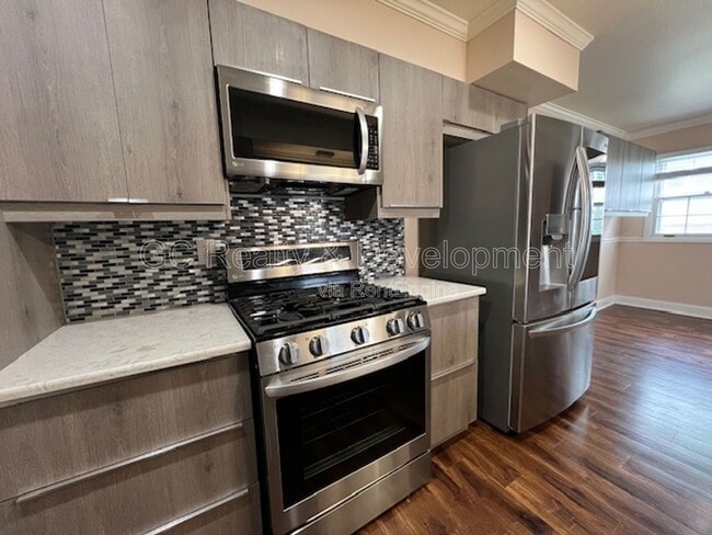 Building Photo - 1540 Edgefield Ln