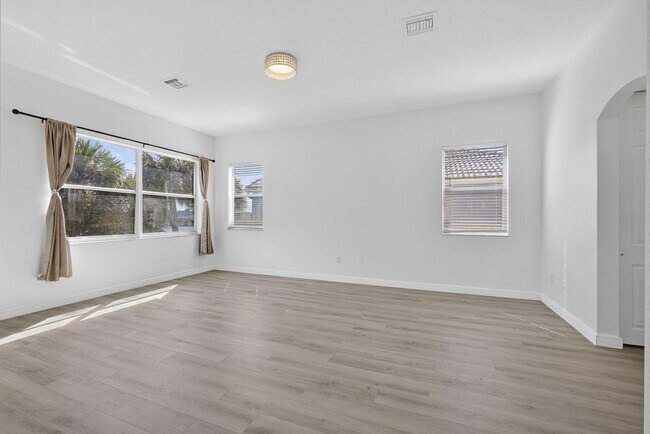 Building Photo - 2089 Reston Cir