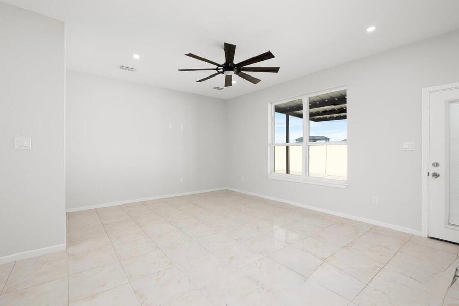 Building Photo - 5405 N Crown Pt
