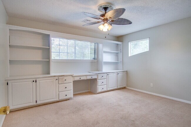 Building Photo - Pool Home with Office, Two Primary Suites ...