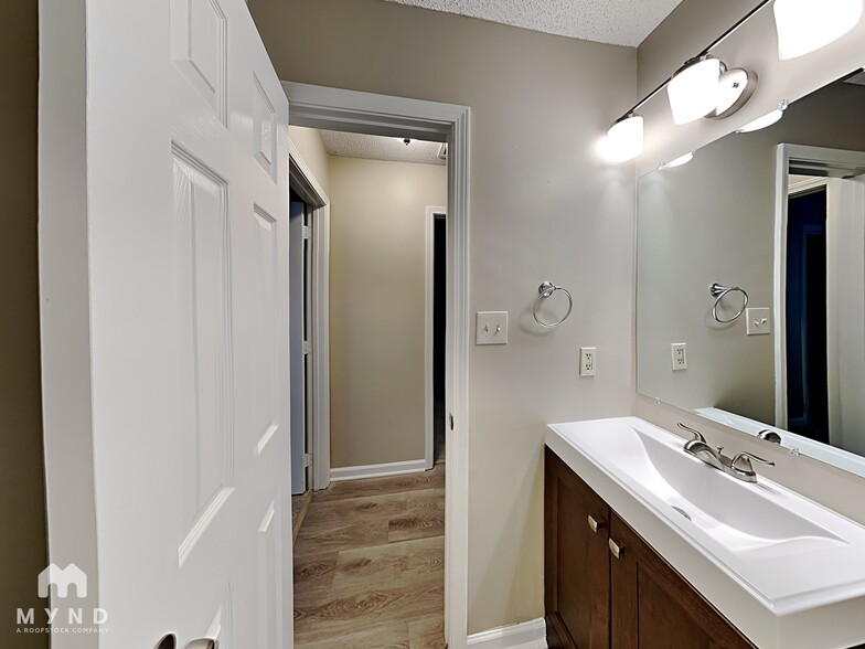 Building Photo - 7307 Preakness Stakes Ln