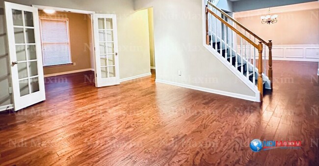Building Photo - Beautiful house in the LAMBERT cluster in ...