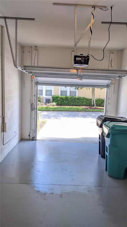 Building Photo - 10799 Gran Paradiso Dr