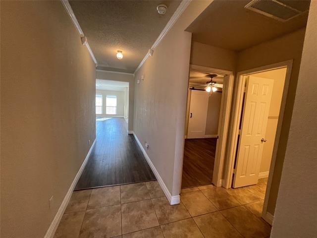 Building Photo - 1425 Jacksons Run