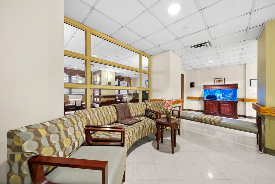 Primary Photo - Isabella House Independent Living