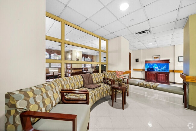 Lobby - Isabella House Independent Living