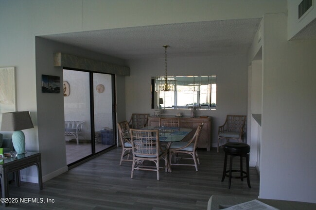 Building Photo - 57 Tifton Way N