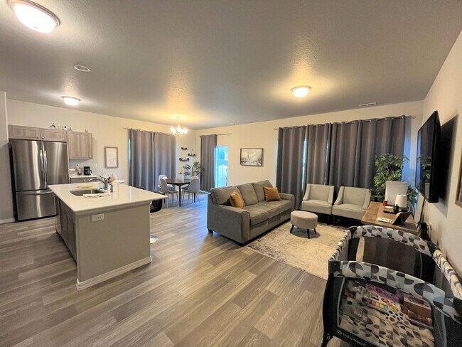 Building Photo - Nearly New 3 Bedroom with Loft Home at Enclaves At Mountain Vista Ranch