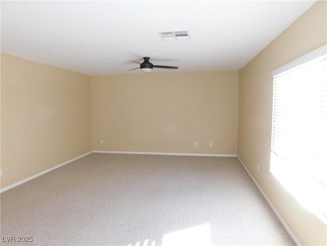 Building Photo - 10855 Carberry Hill St