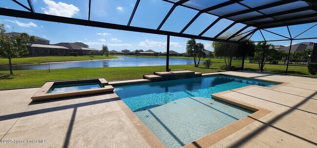 Building Photo - 3003 Trasona Dr