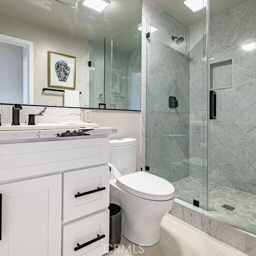 Building Photo - 32 Dauphin