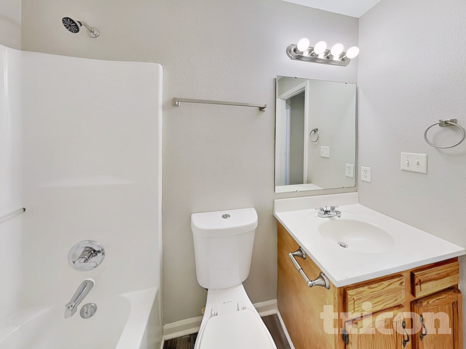 Building Photo - 10249 Cadogan Dr