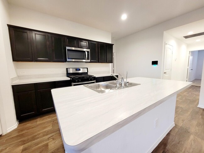 Building Photo - 21522 Violet Rdg Rd