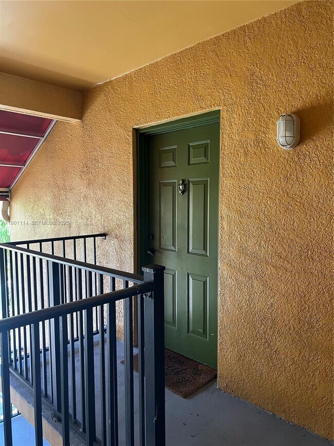 Building Photo - 2440 E Preserve Way