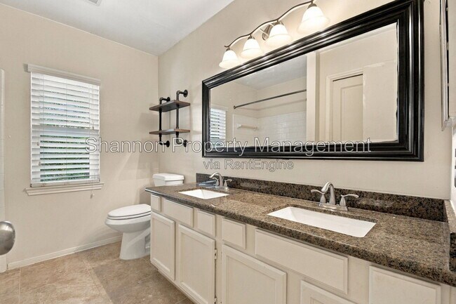 Building Photo - 21218 Park Willow Dr
