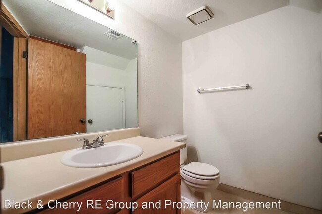 Building Photo - 1 br, 1.5 bath House - 529 Sellers Place