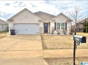 Building Photo - 788 Michelle Mnr