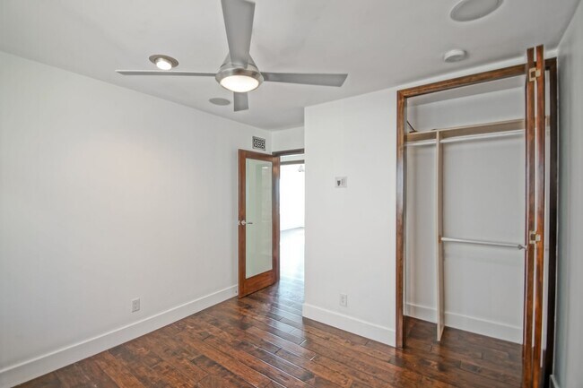 Building Photo - BEAUTIFULLY REMODELED & BRIGHT 2-STORY APARTMENT W/ OCEAN & PIER VIEWS, BALCONY & 2-CAR PARKING I...