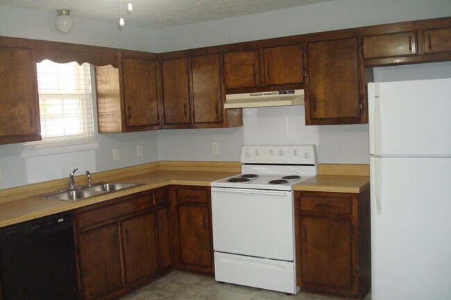 Building Photo - 502 Gracy Ave