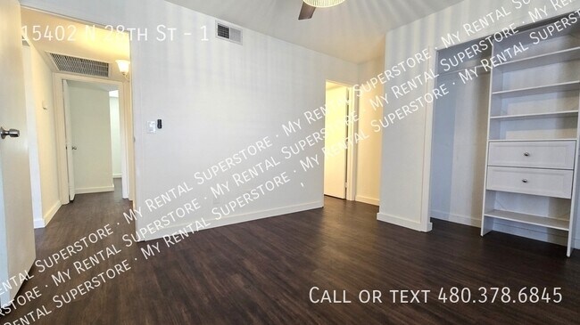 Building Photo - 15402 N 28th St