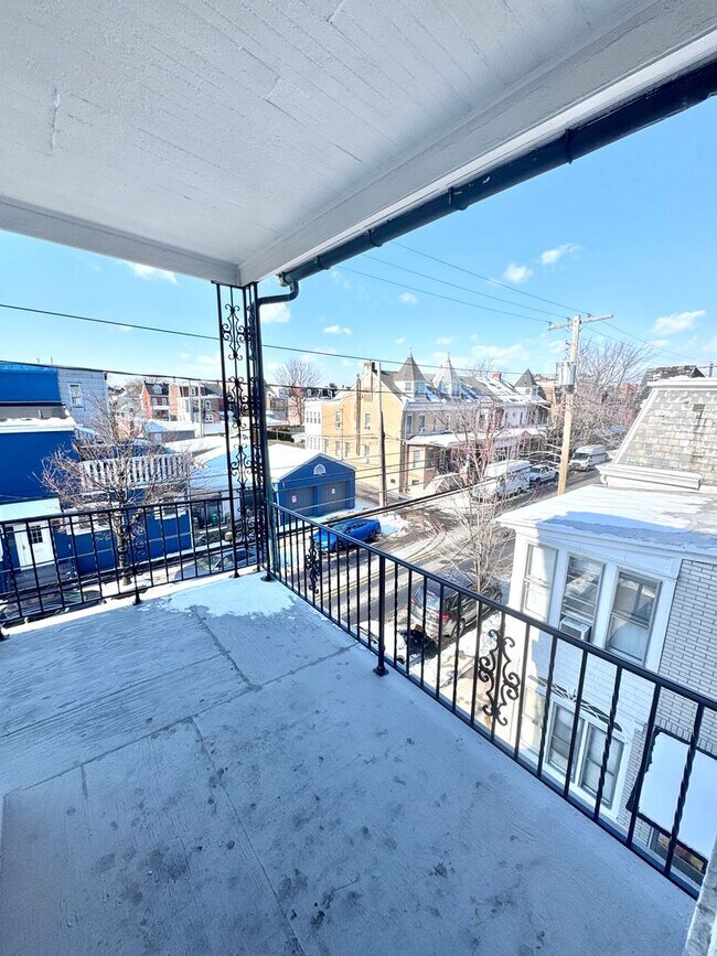 Building Photo - 1149 W Turner St