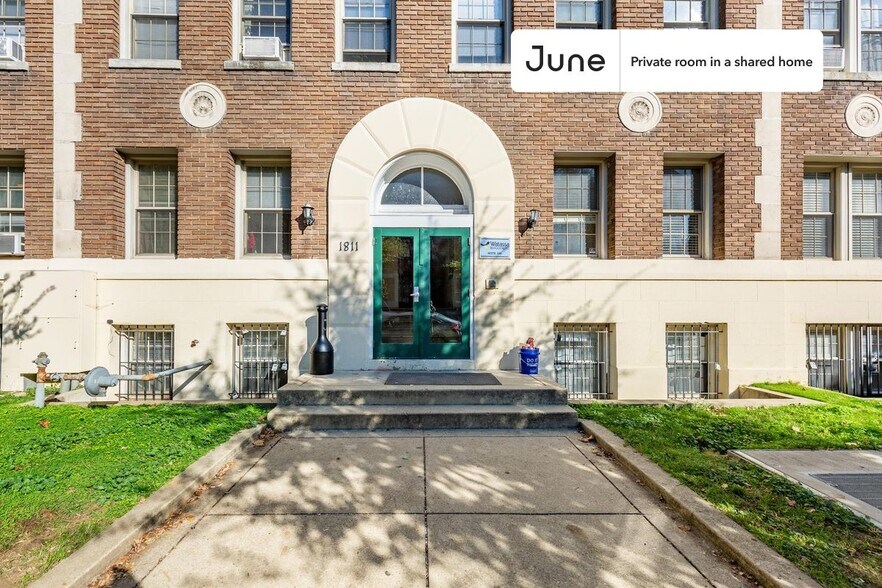 Building Photo - Room in Shared 4 bed/2 bath home in Dupont Circle