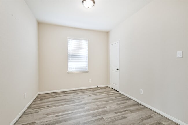 Building Photo - 7642 Dusty Melody Ln