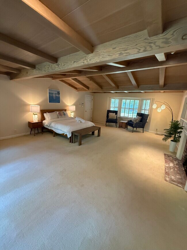 Building Photo - 25567 Willow Pond Ln
