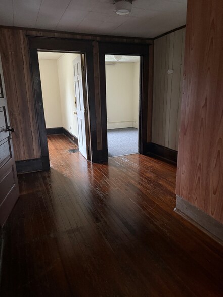 Building Photo - 502 S Pugh St