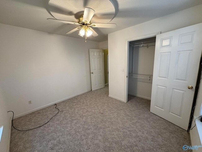 Building Photo - 104 Cypress Cir