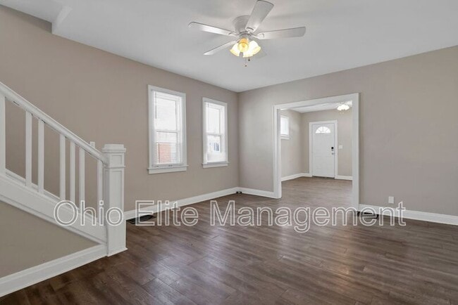 Building Photo - 775 S 17th St